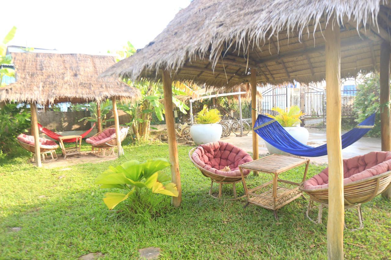 Bandini'S Hotel Kampot Exterior photo